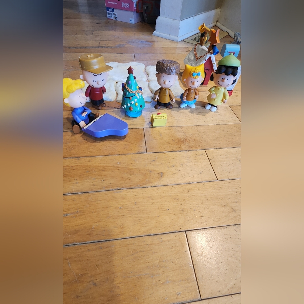 Charlie brown christmas figures